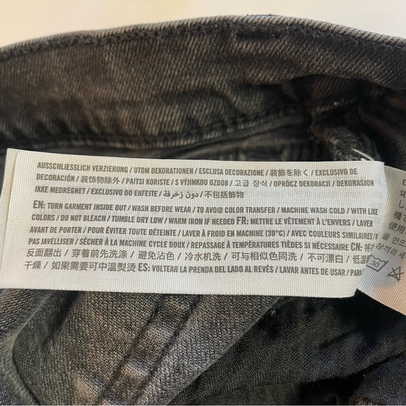 Abercrombie & Fitch Women's The 90's Straight Ultra High-Rise Jean Size 29 - Picture 9 of 13